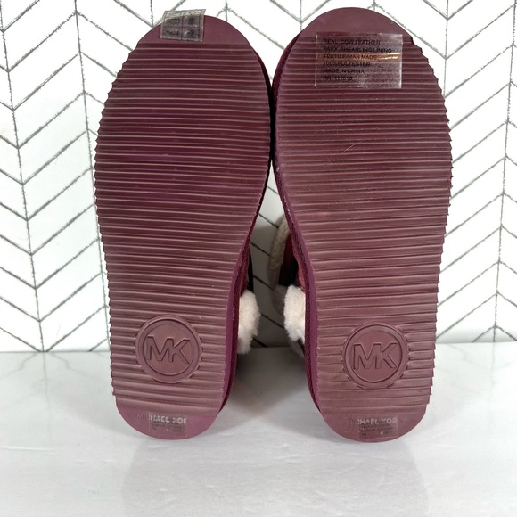 Michael Kors Tracy Boots - Picture 6 of 9